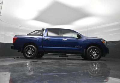 2021 Nissan Titan SV