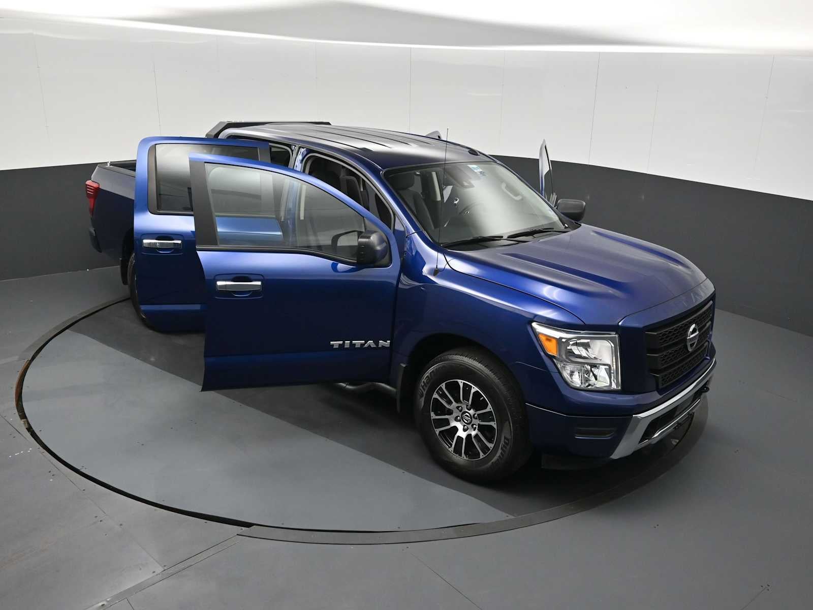 2021 Nissan Titan SV