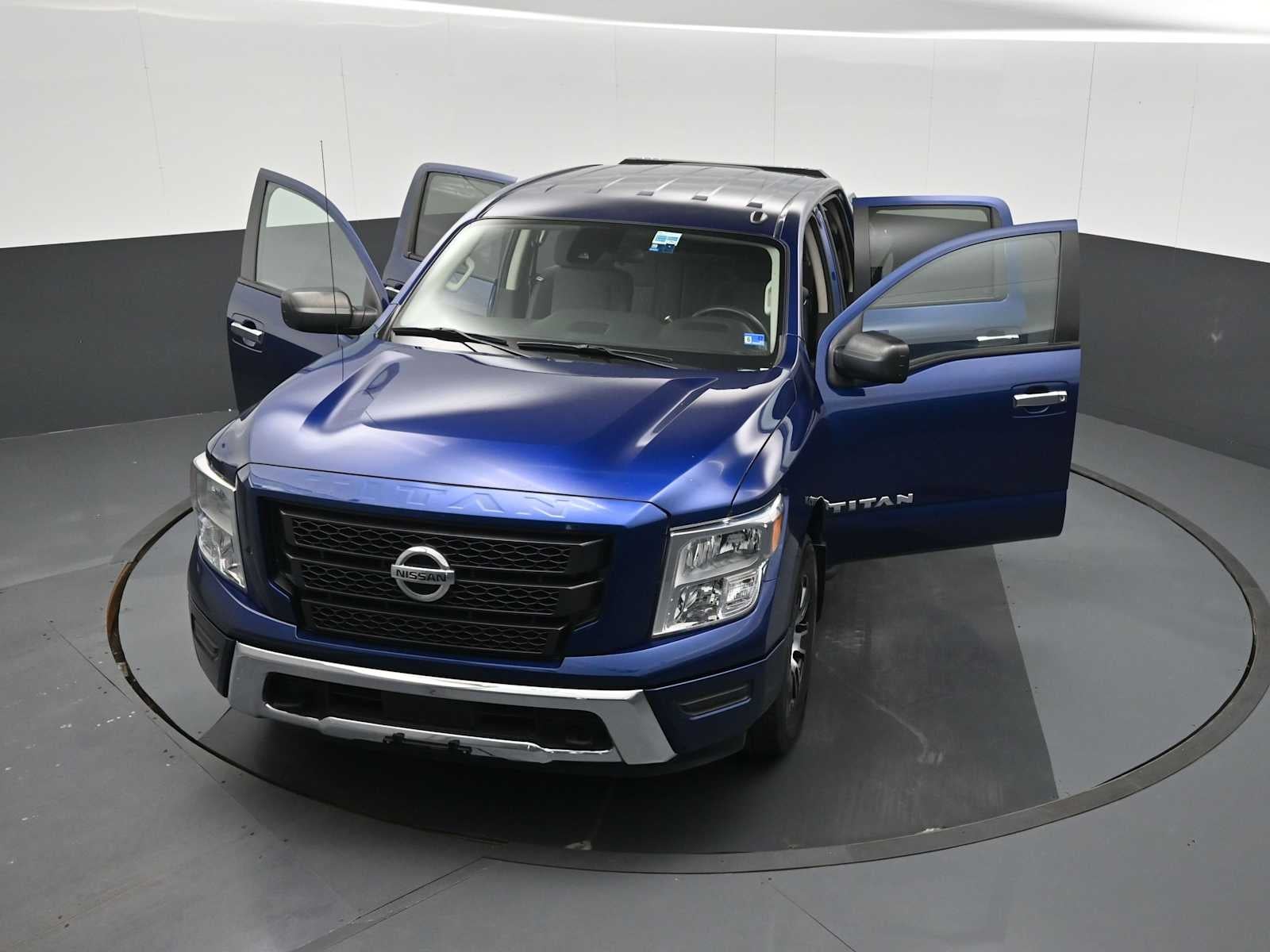 2021 Nissan Titan SV
