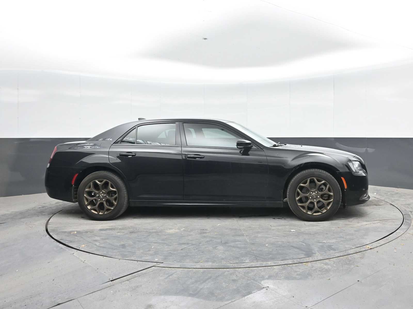 2017 Chrysler 300 300S Alloy Edition