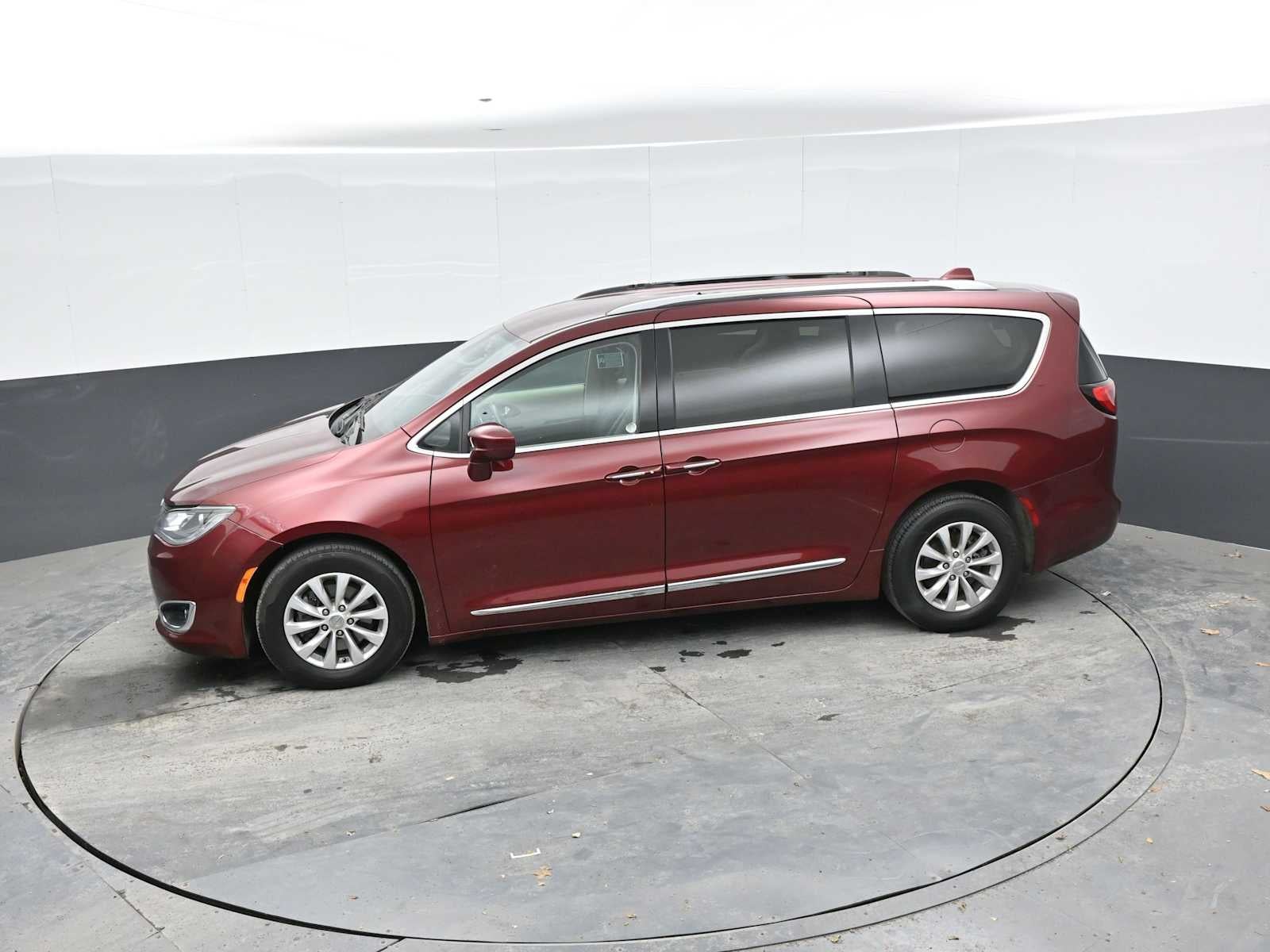 2020 Chrysler Pacifica Touring L