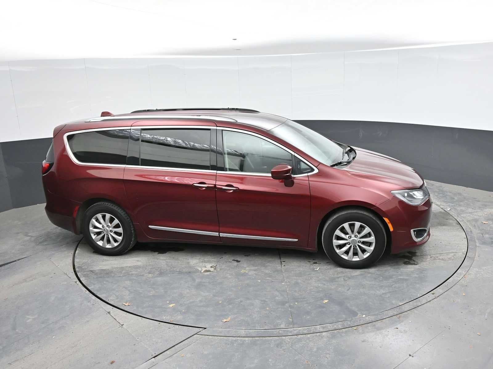 2020 Chrysler Pacifica Touring L