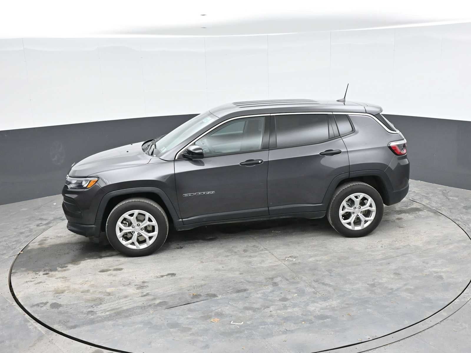 2024 Jeep Compass Sport