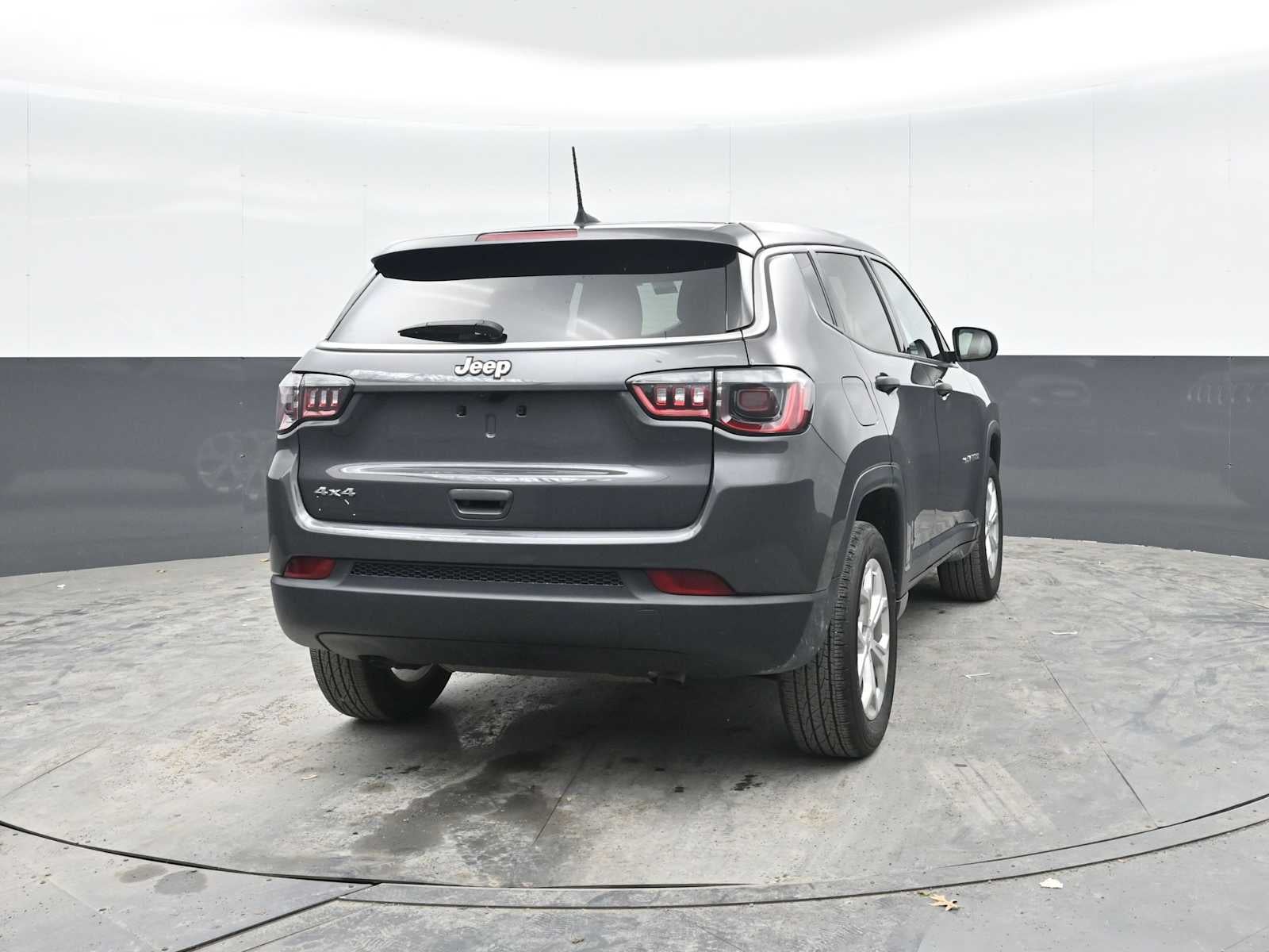 2024 Jeep Compass Sport