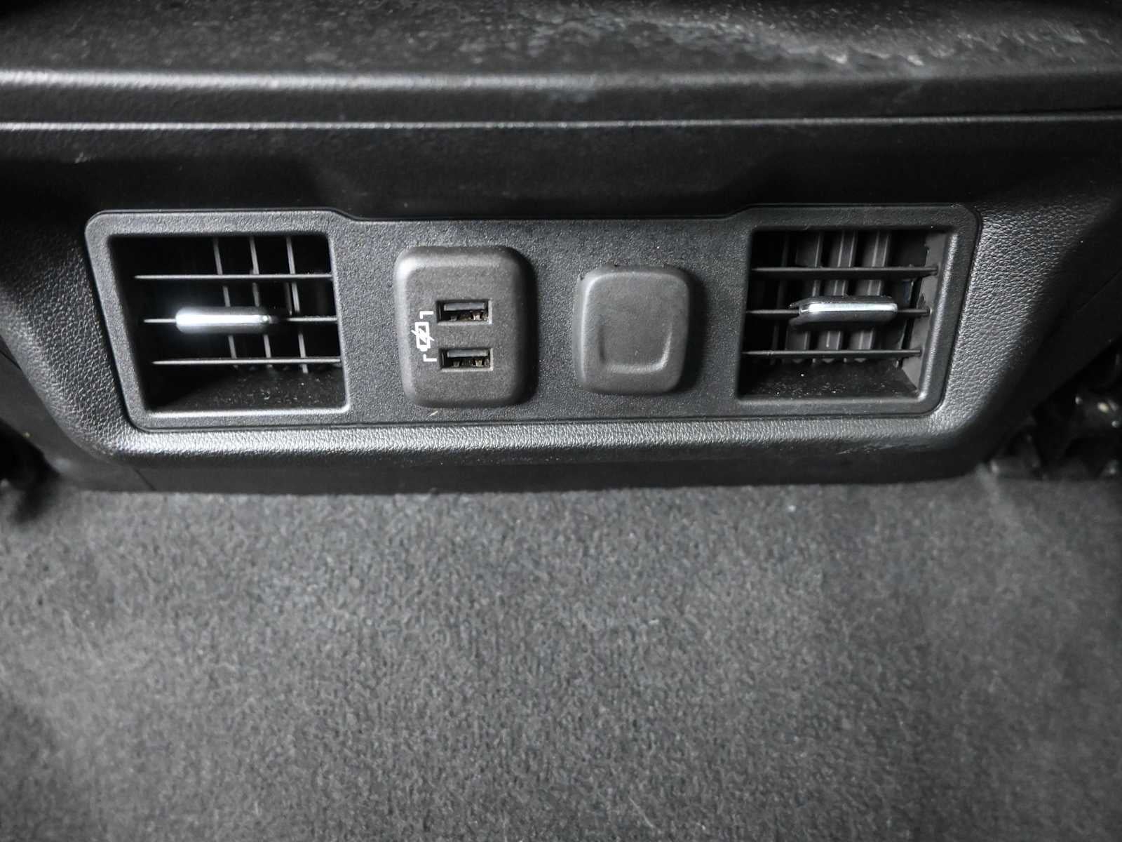 2022 Chevrolet Silverado 1500 LTD LT (2FL)