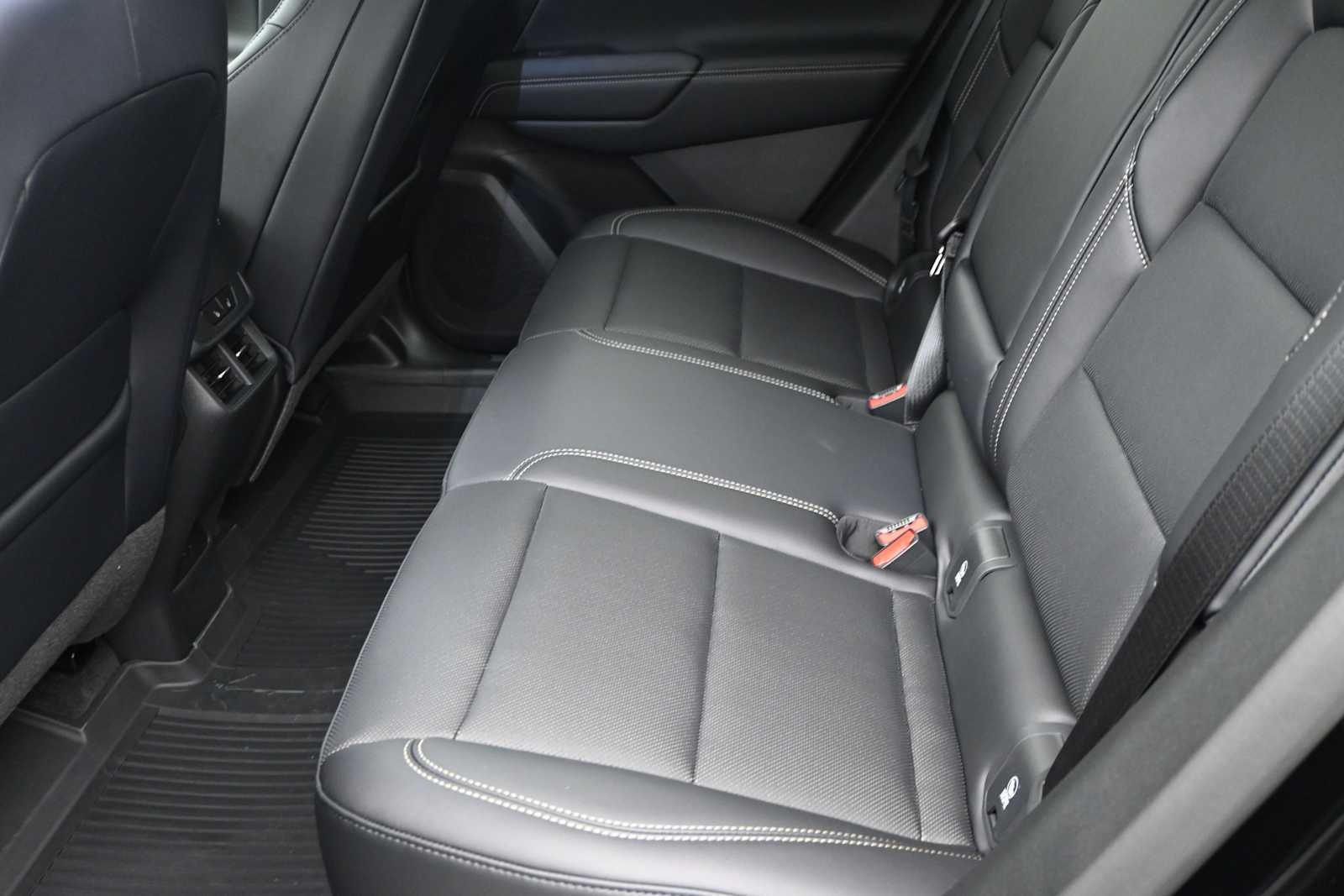 2027 GMC Terrain Elevation - Photo 25