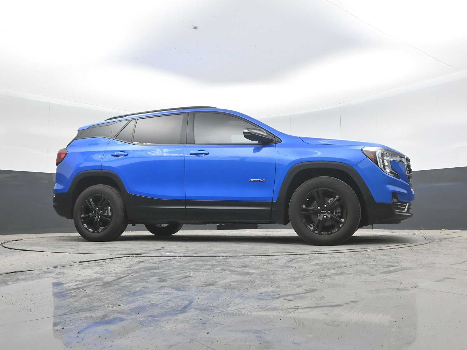 2024 GMC Terrain AT4