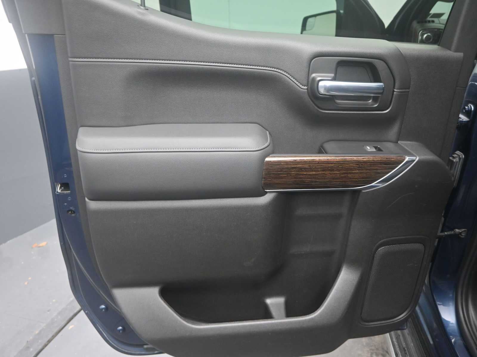 2020 GMC Sierra 1500 SLE