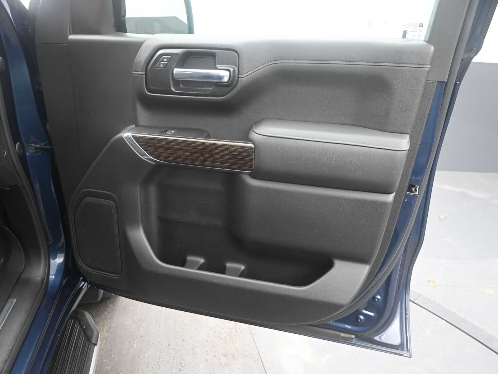 2020 GMC Sierra 1500 SLE