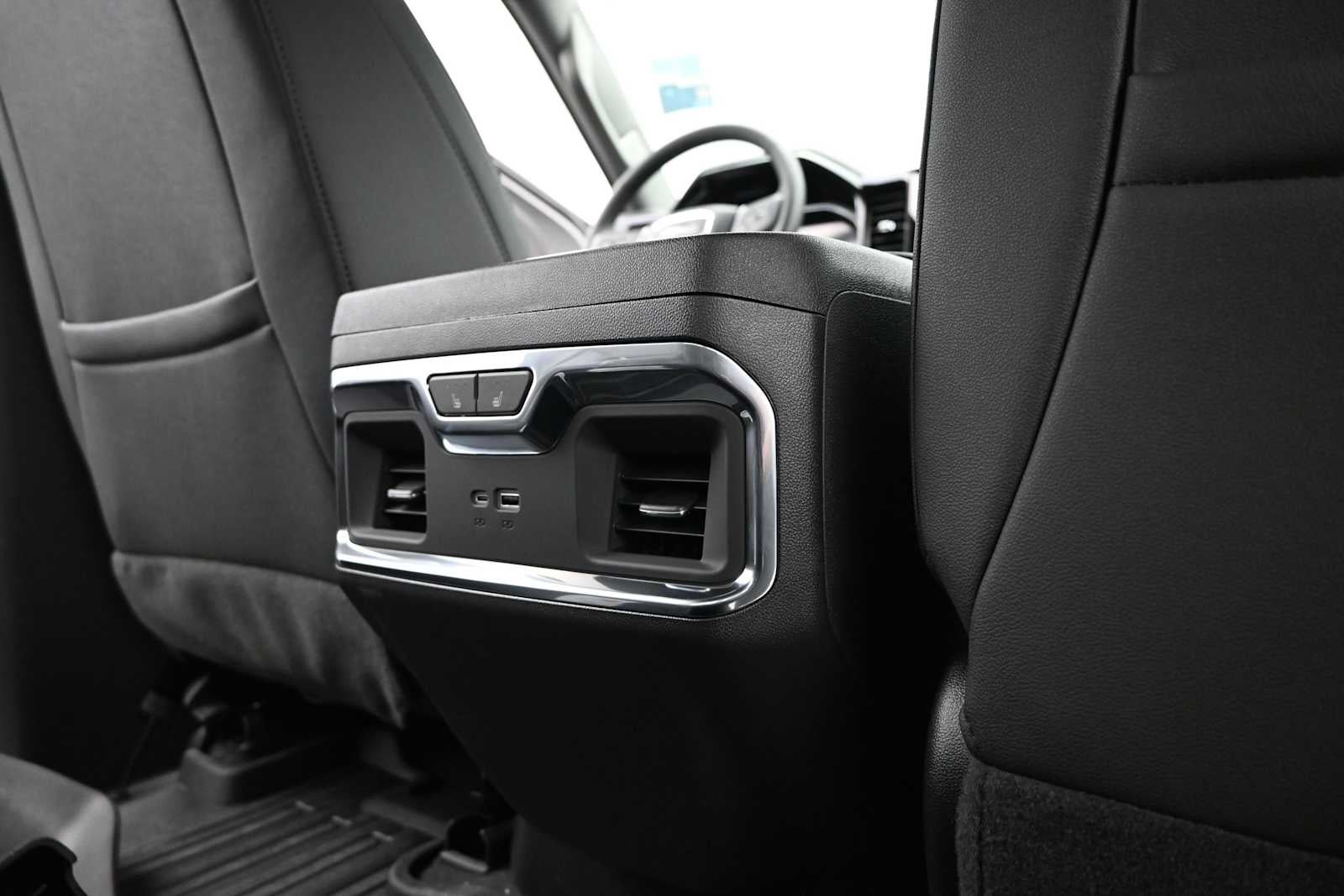 2026 GMC Sierra 1500 SLT - Photo 26