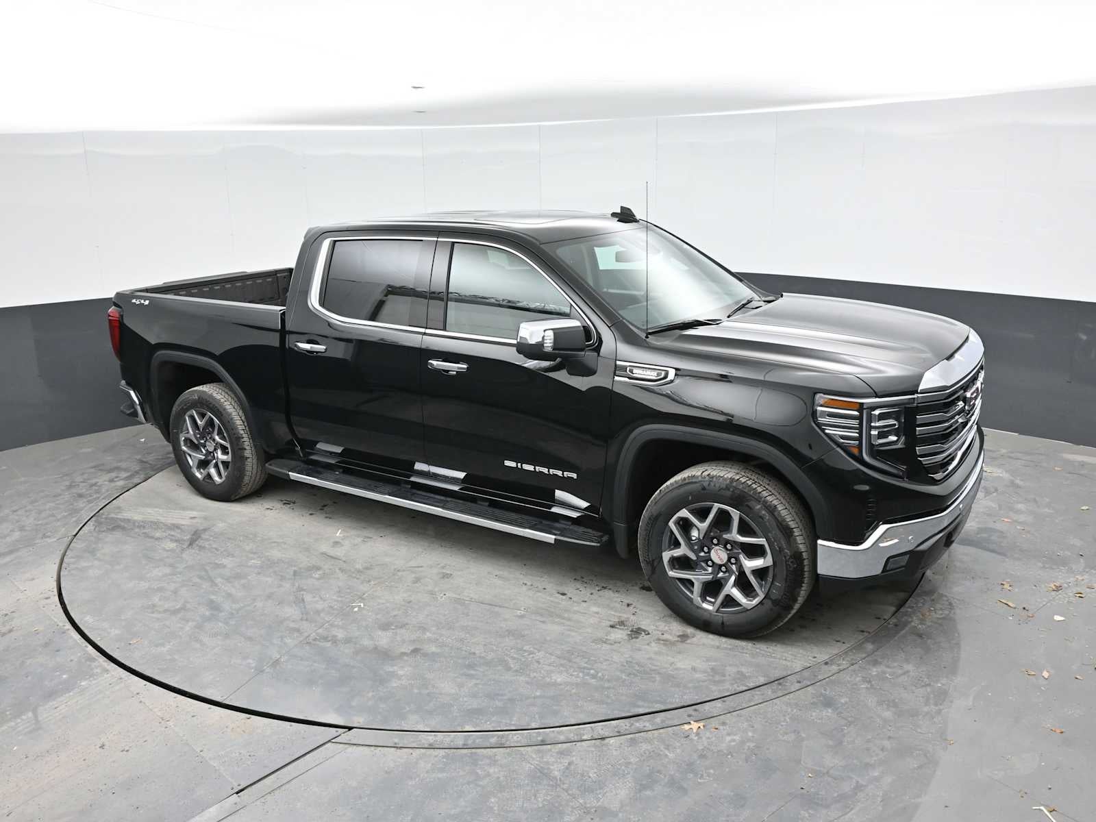 2026 GMC Sierra 1500 SLT - Photo 33