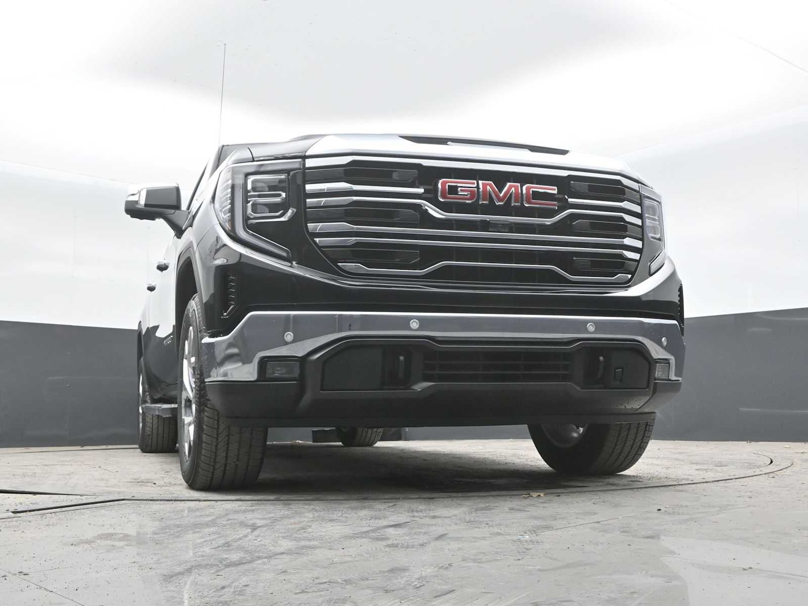 2026 GMC Sierra 1500 SLT - Photo 42