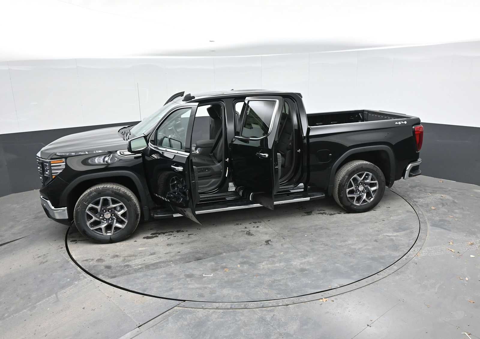 2026 GMC Sierra 1500 SLT - Photo 51