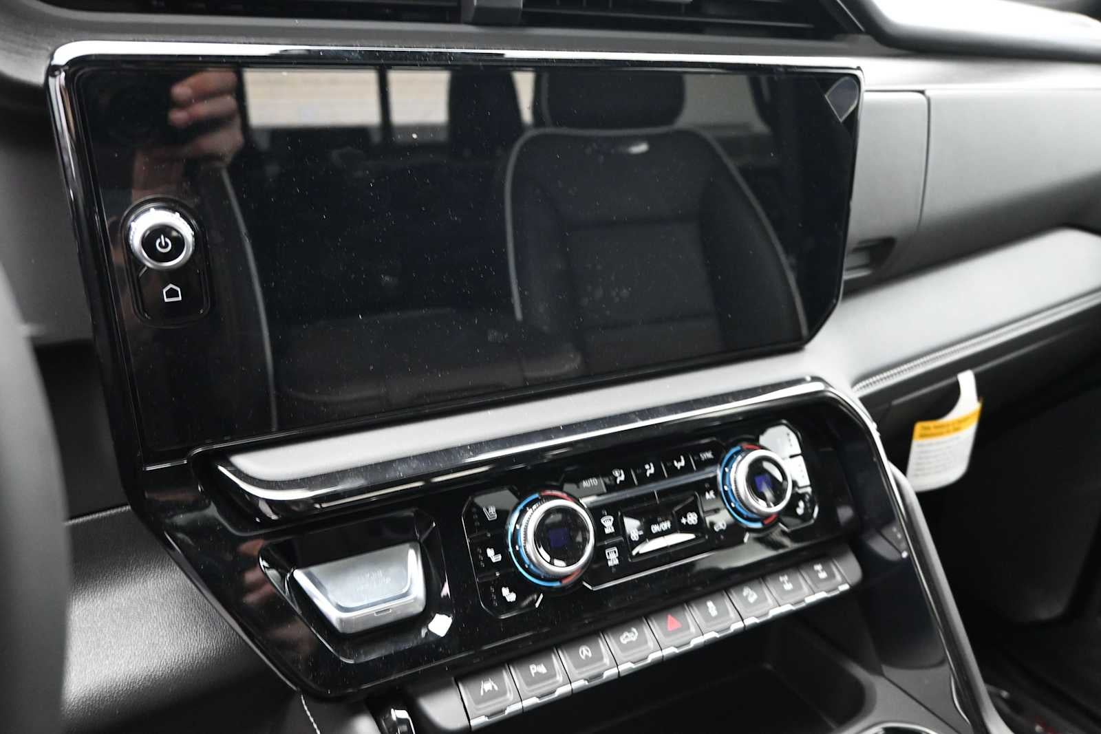 2026 GMC Sierra 1500 AT4X - Photo 15