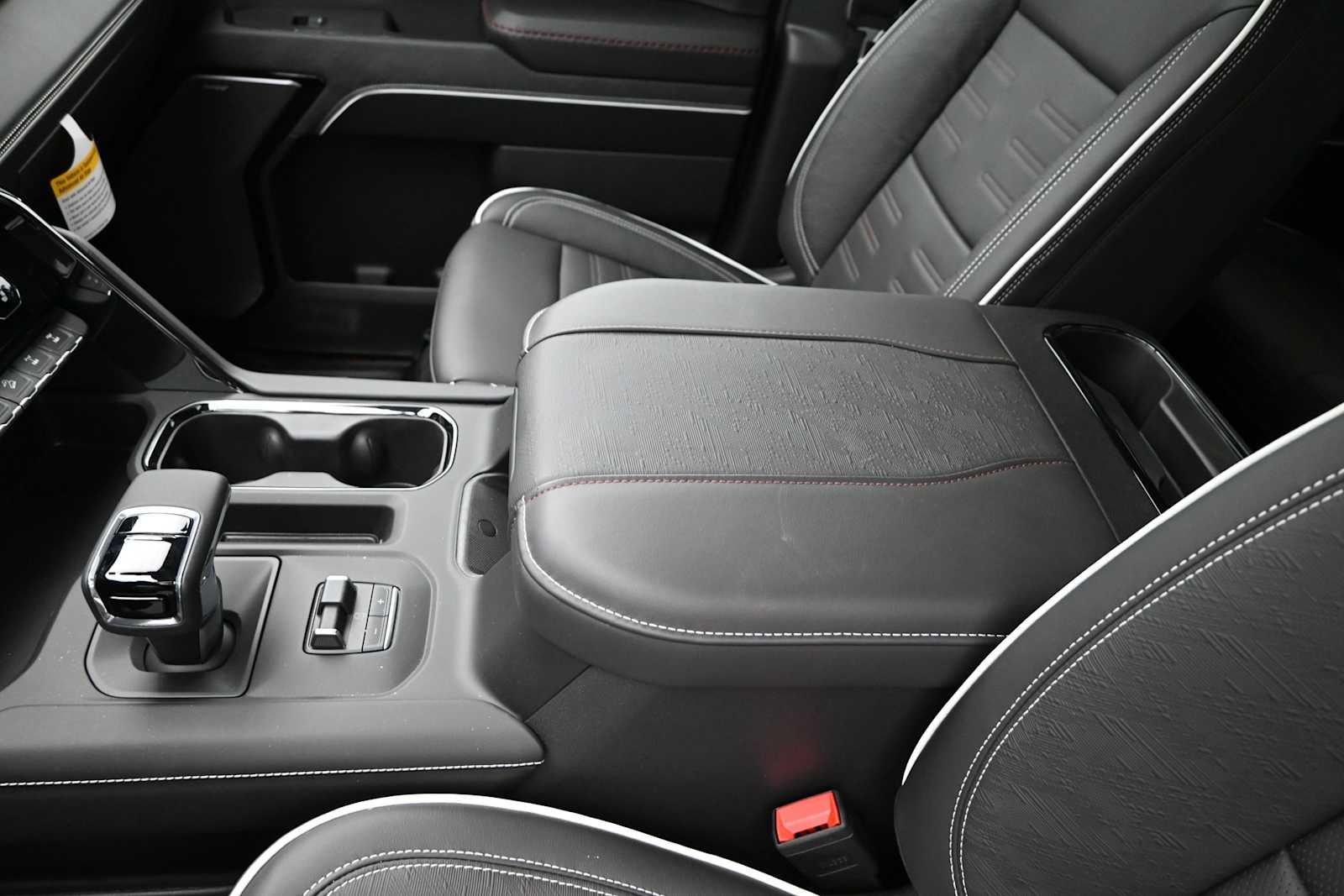 2026 GMC Sierra 1500 AT4X - Photo 16