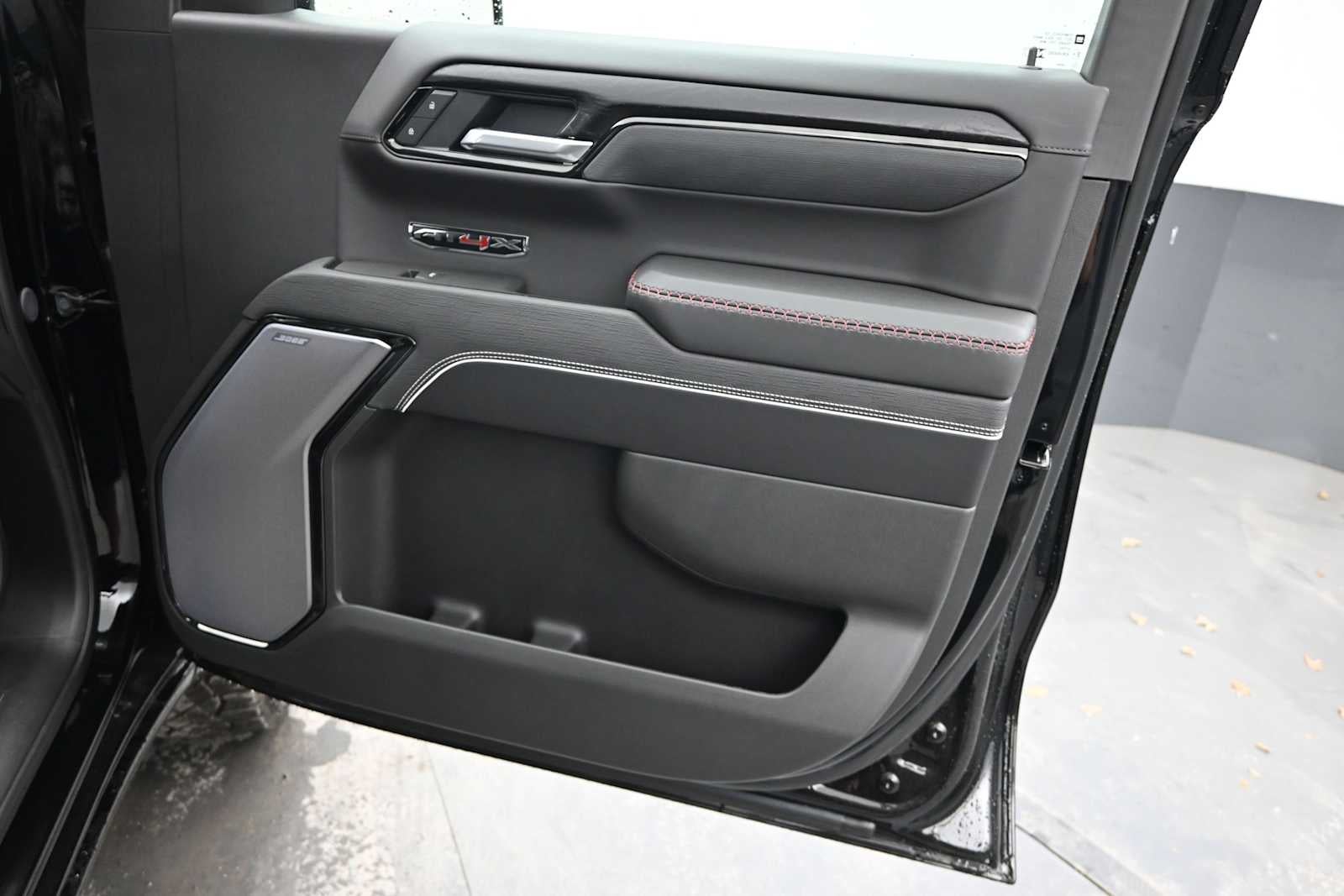 2026 GMC Sierra 1500 AT4X - Photo 20