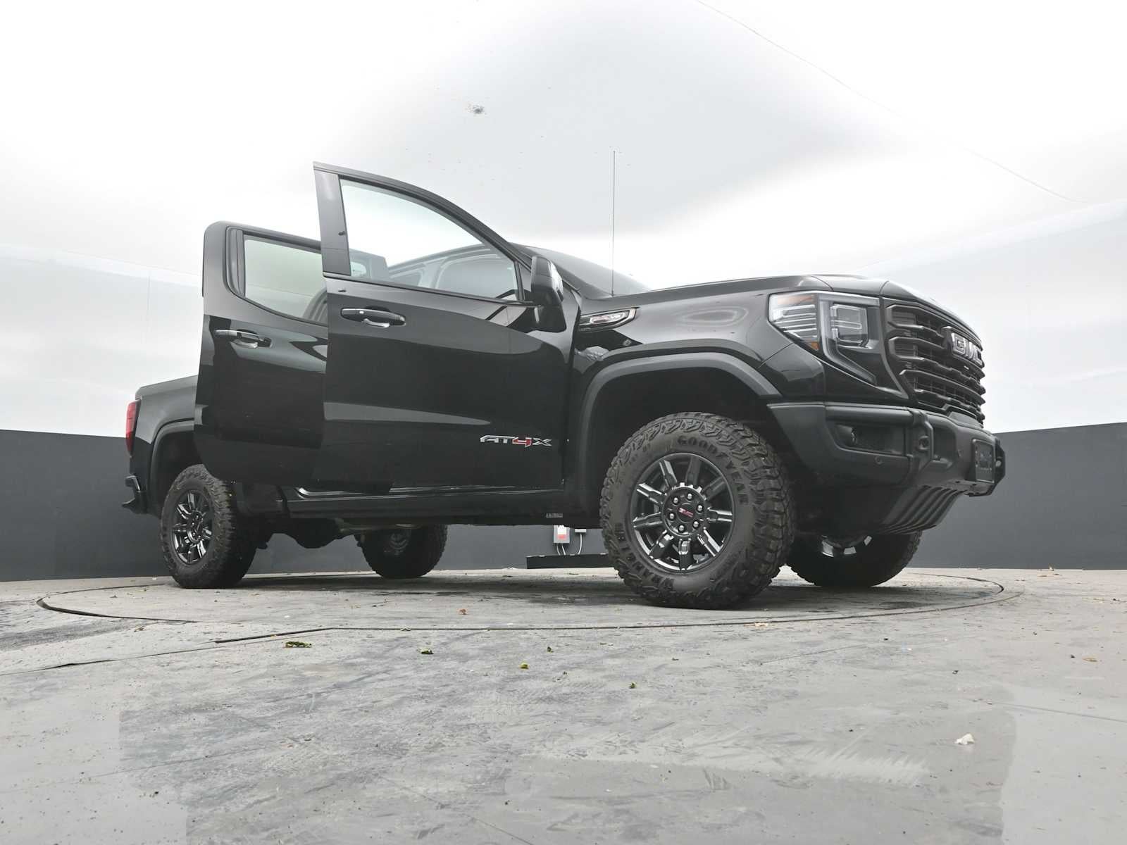 2026 GMC Sierra 1500 AT4X - Photo 54