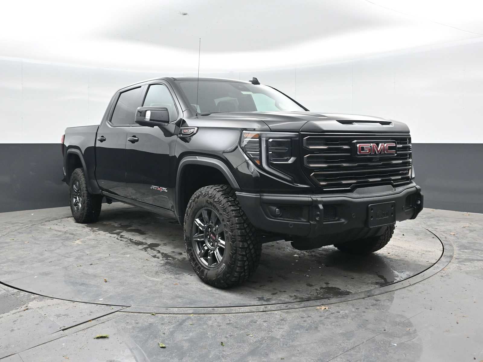 2026 GMC Sierra 1500 AT4X - Photo 6