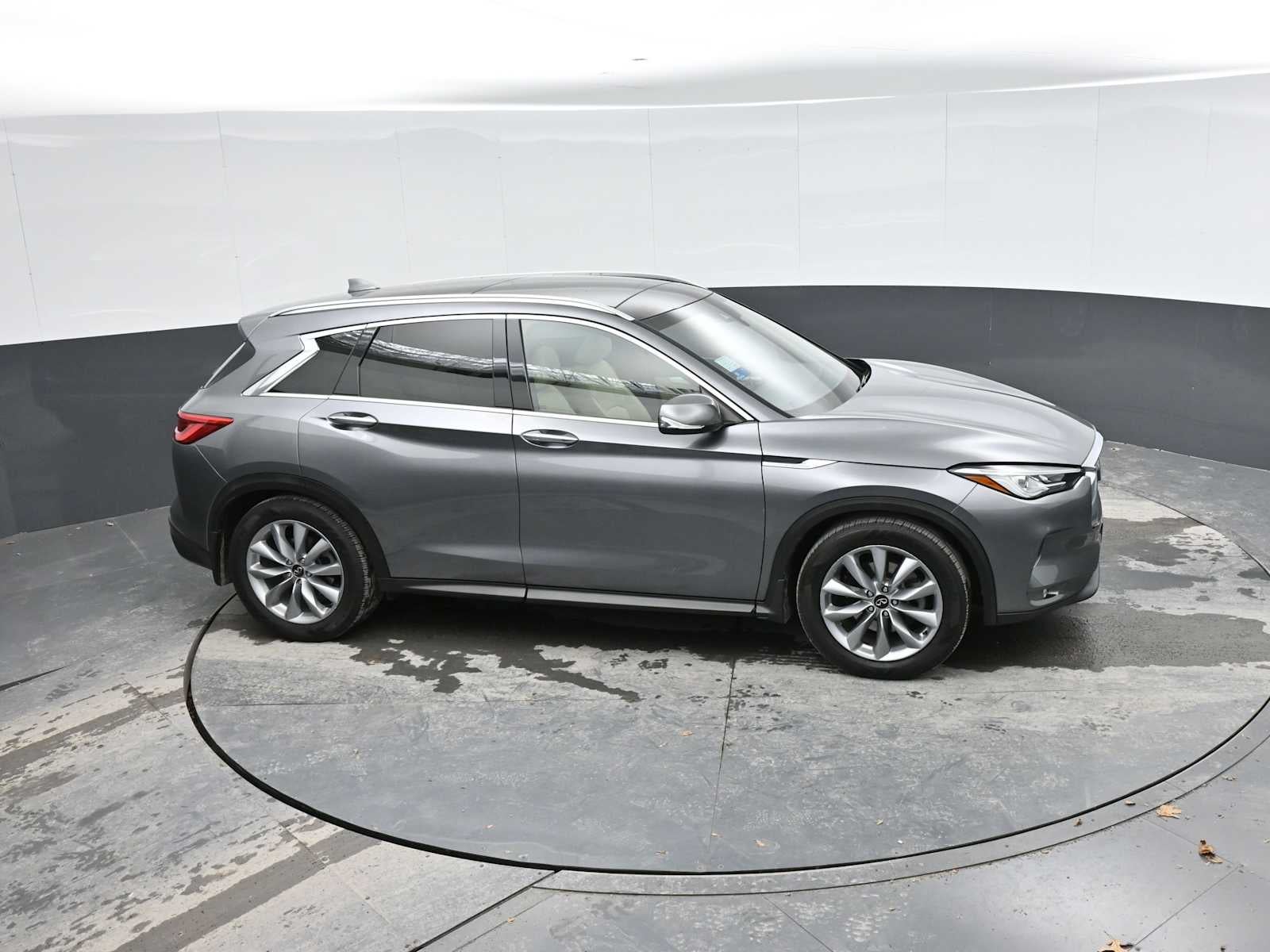 2021 INFINITI QX50 LUXE