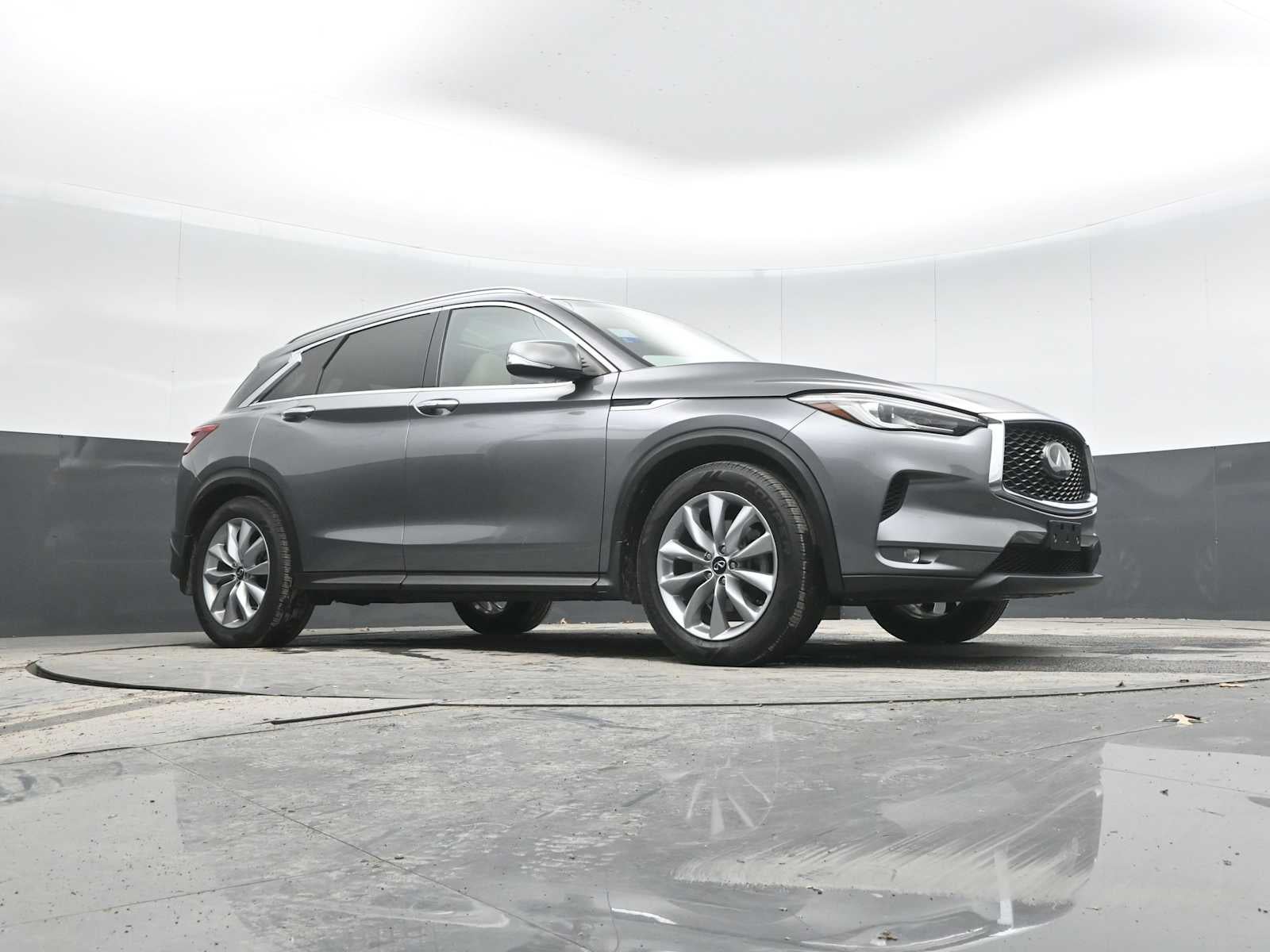 2021 INFINITI QX50 LUXE