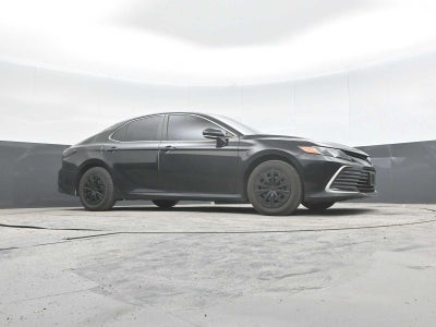 2022 Toyota Camry Hybrid LE