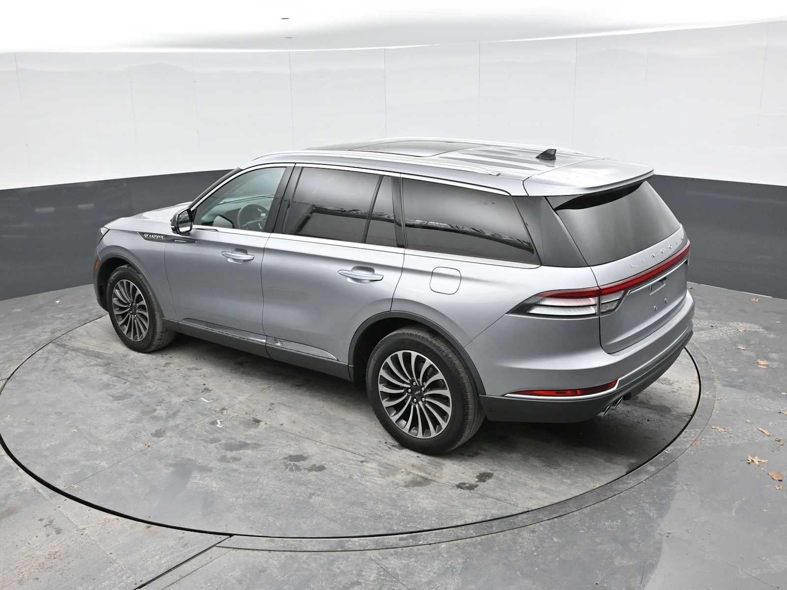 2023 Lincoln Aviator Standard