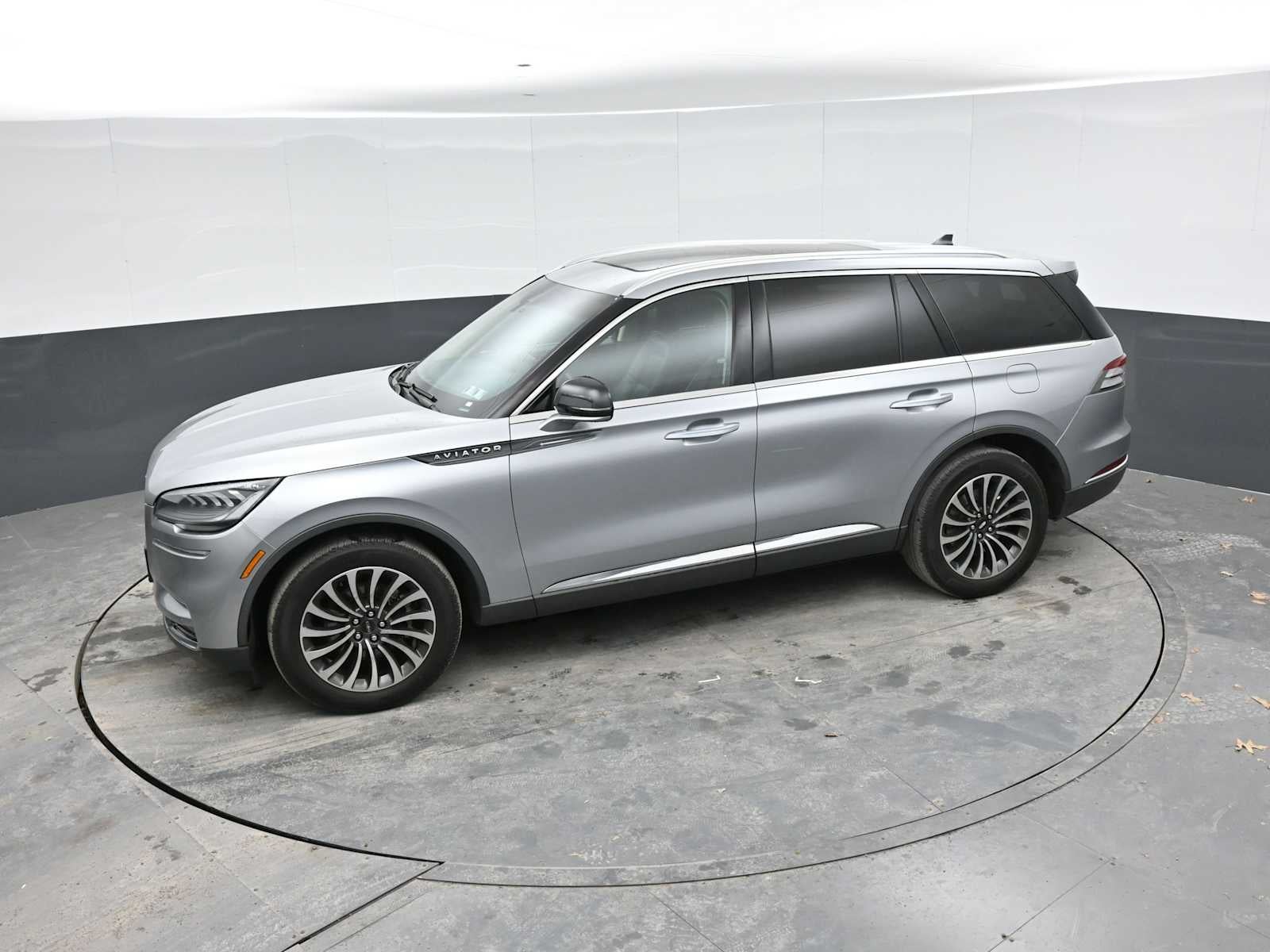 2023 Lincoln Aviator Standard