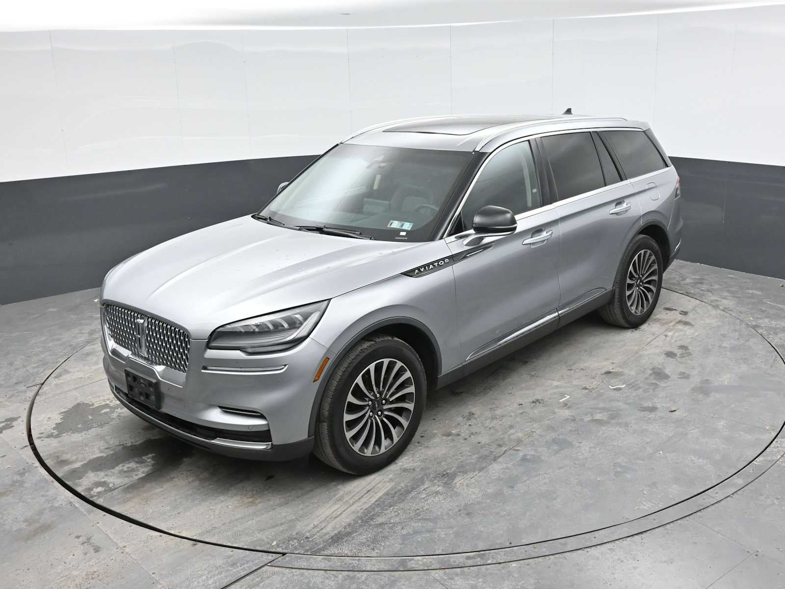 2023 Lincoln Aviator Standard