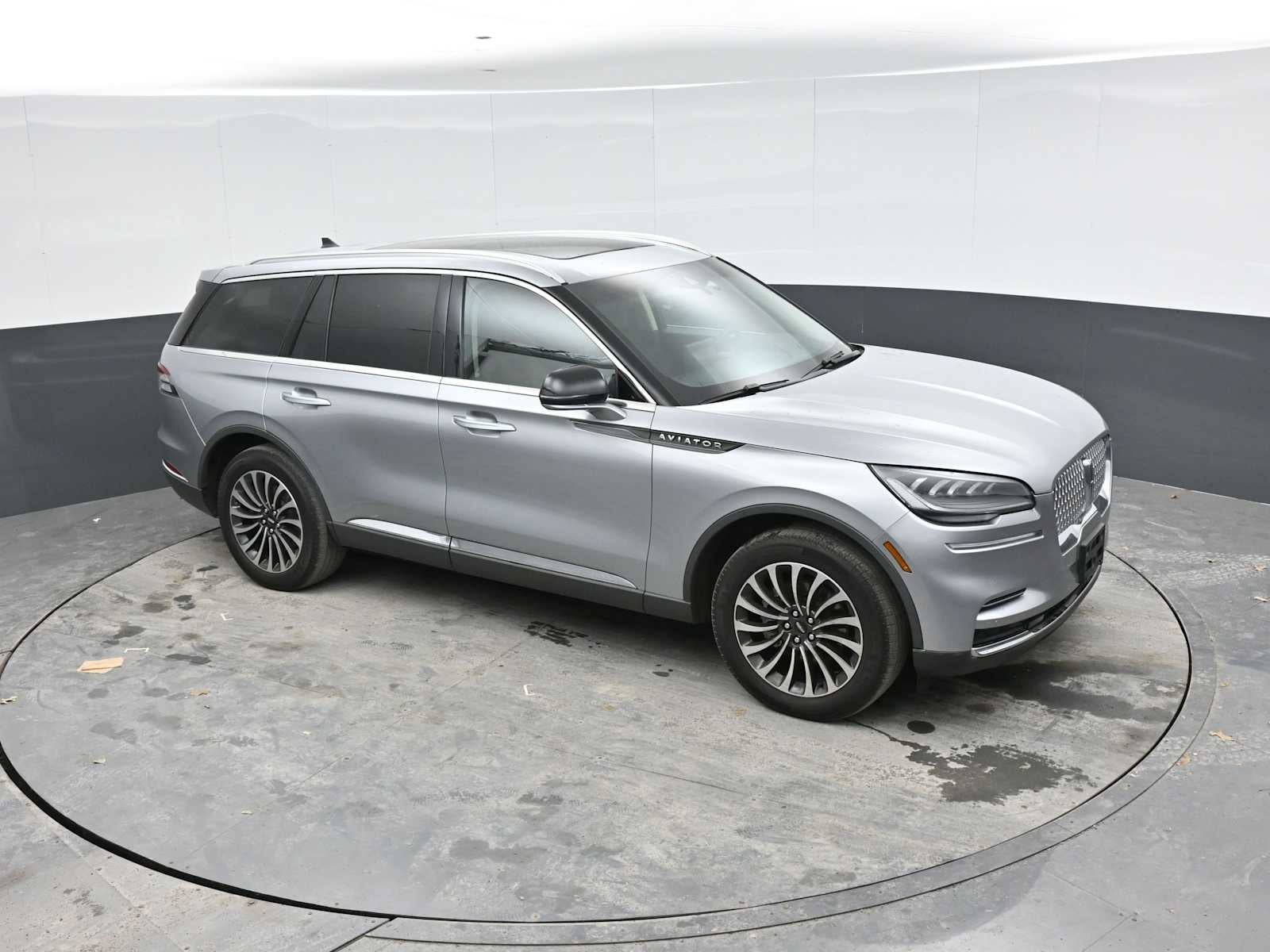 2023 Lincoln Aviator Standard