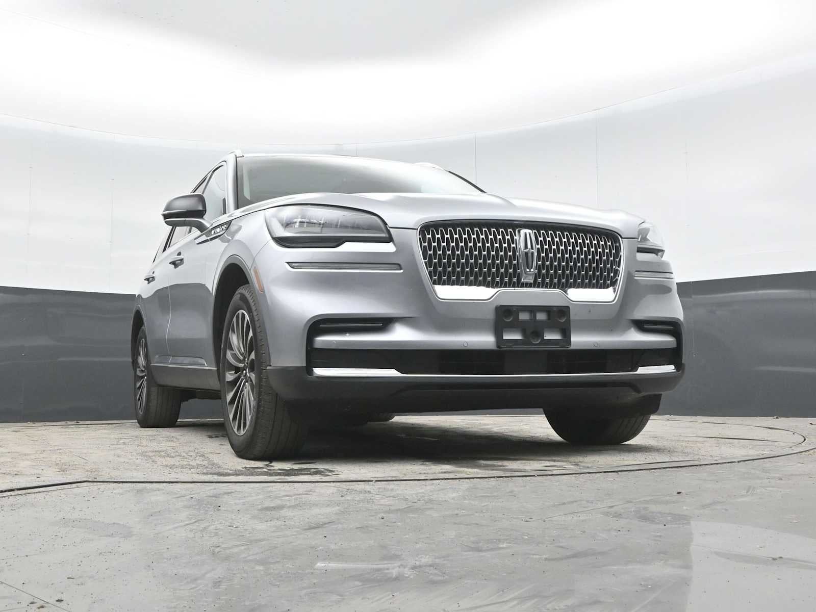 2023 Lincoln Aviator Standard