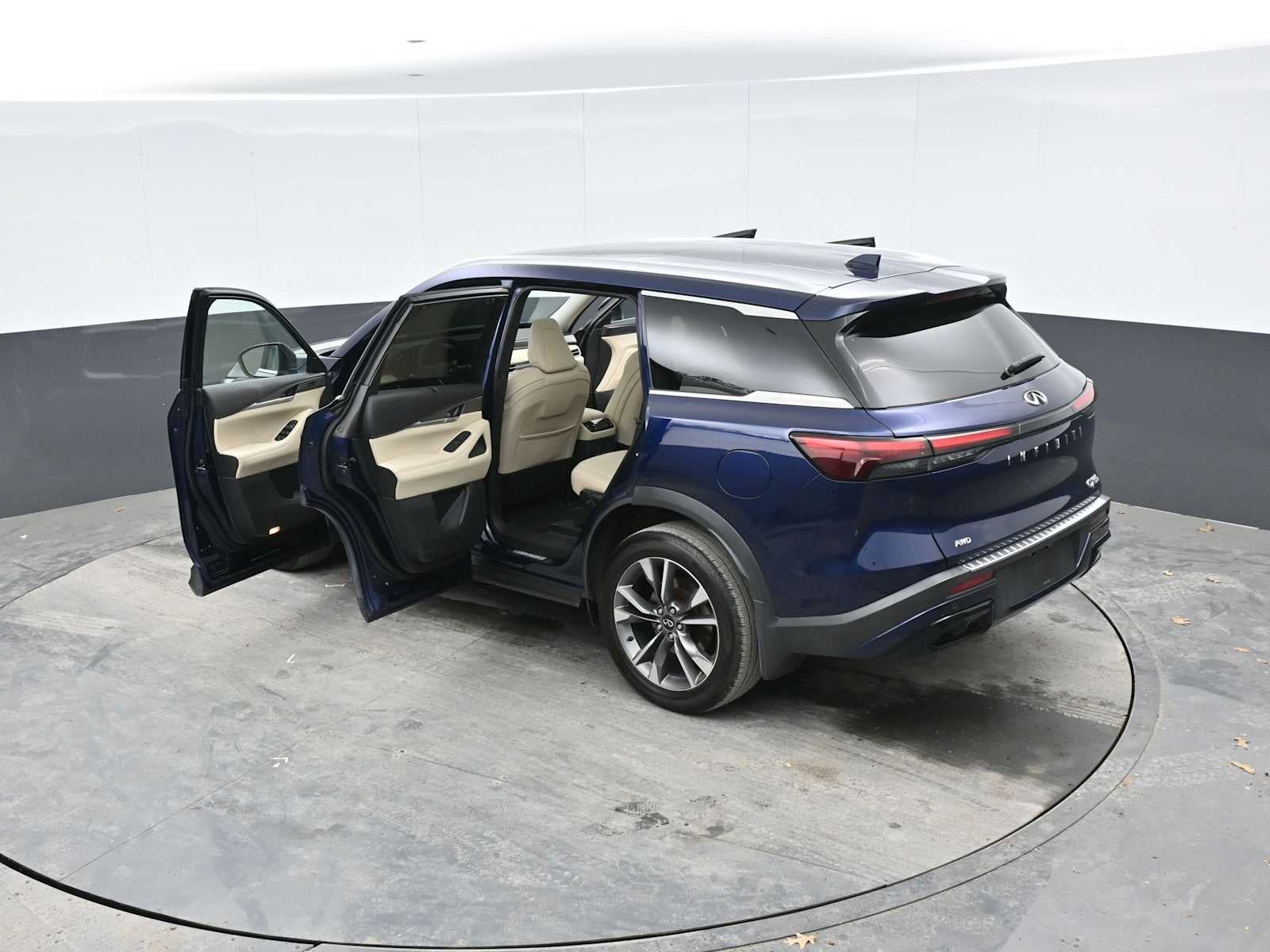2023 INFINITI QX60 LUXE