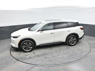 2023 INFINITI QX60 LUXE