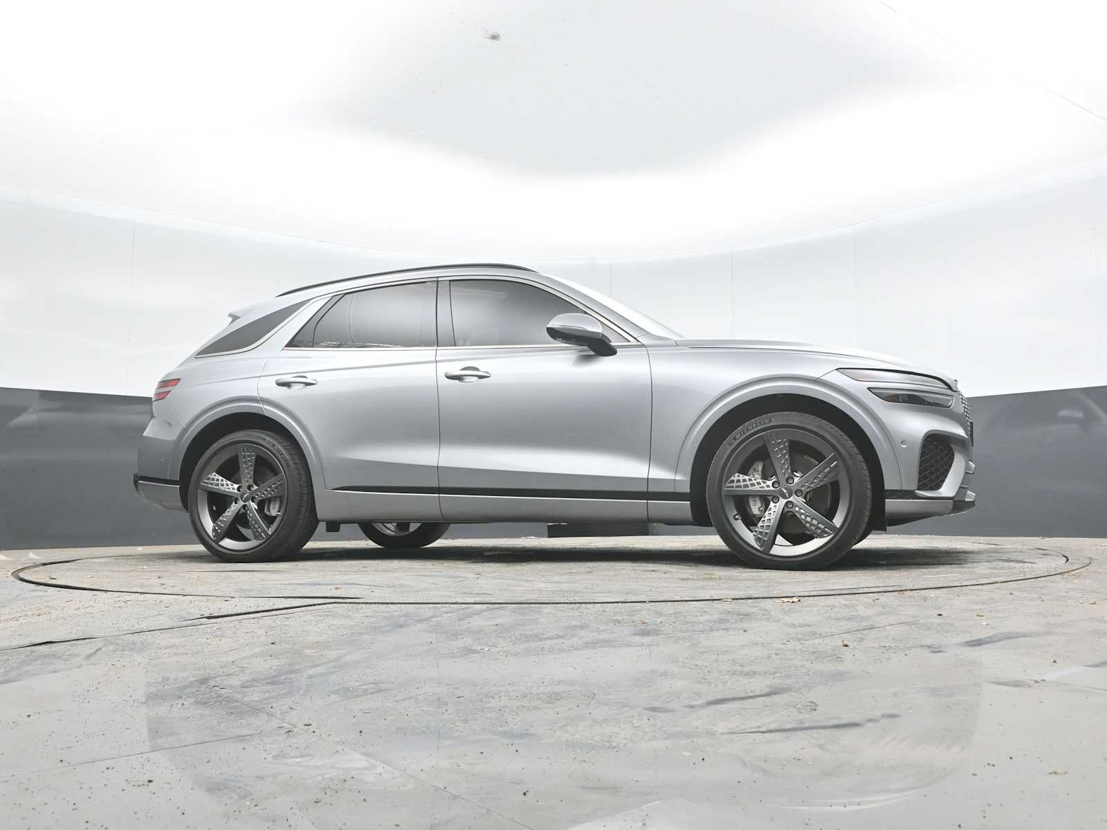 2024 Genesis GV70 2.5T