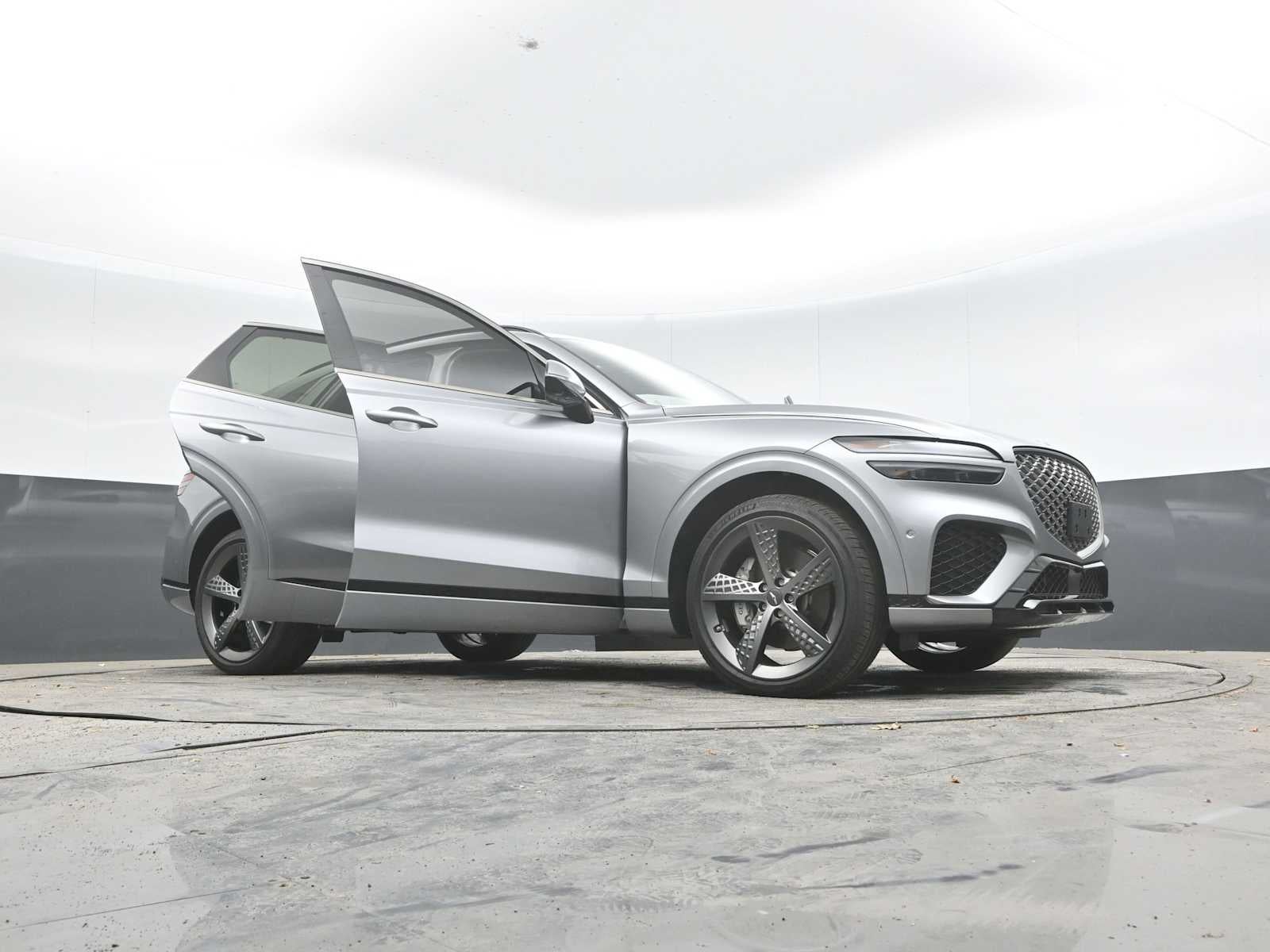 2024 Genesis GV70 2.5T
