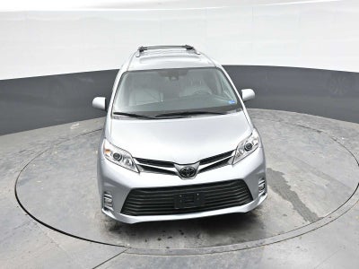 2020 Toyota Sienna XLE