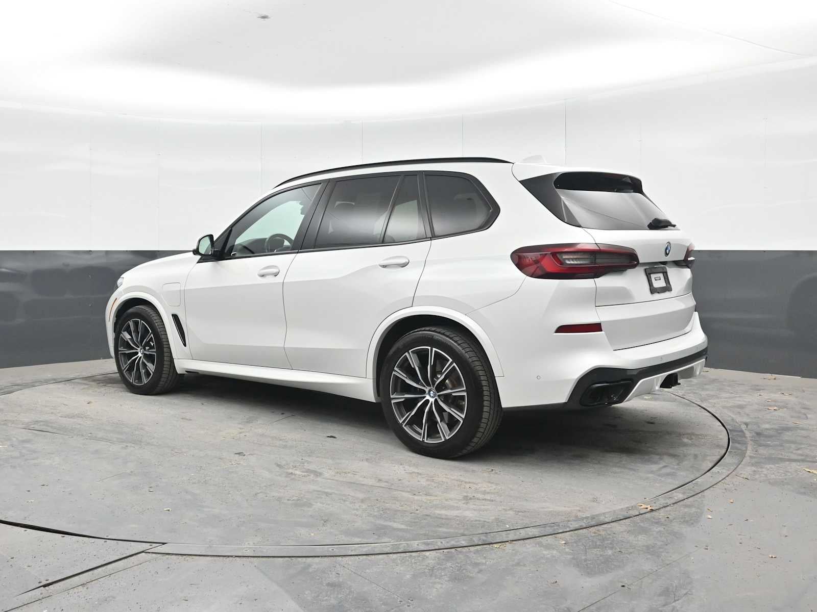 2022 BMW X5 xDrive45e