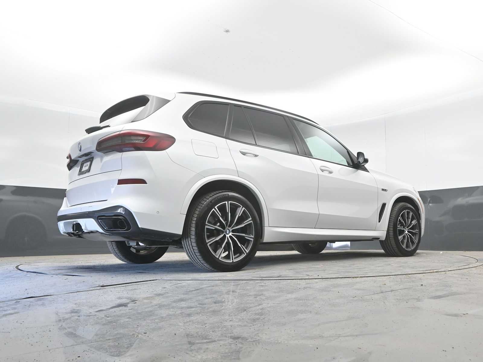 2022 BMW X5 xDrive45e