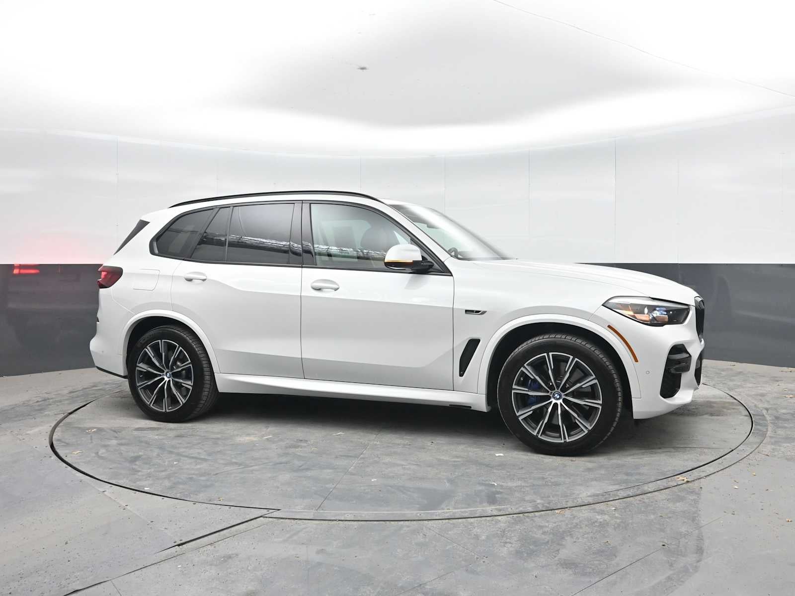 2022 BMW X5 xDrive45e