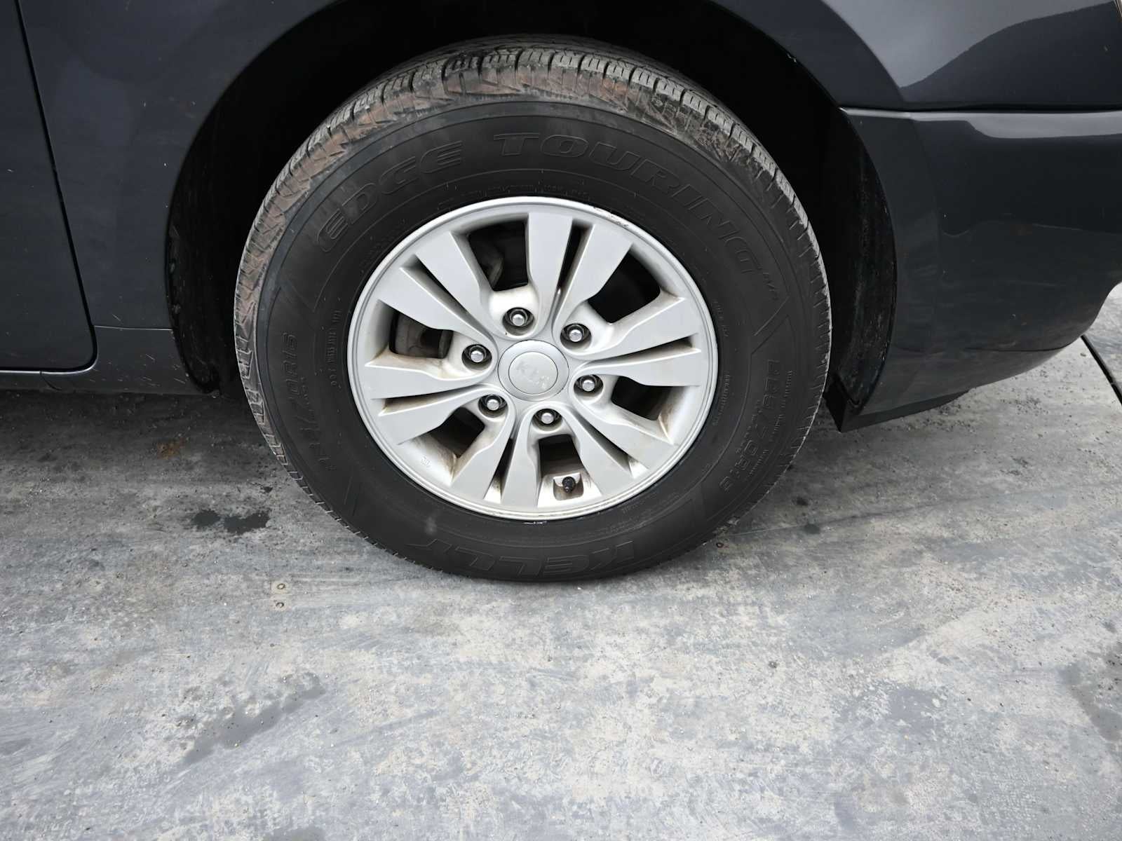 2012 Kia Sedona LX