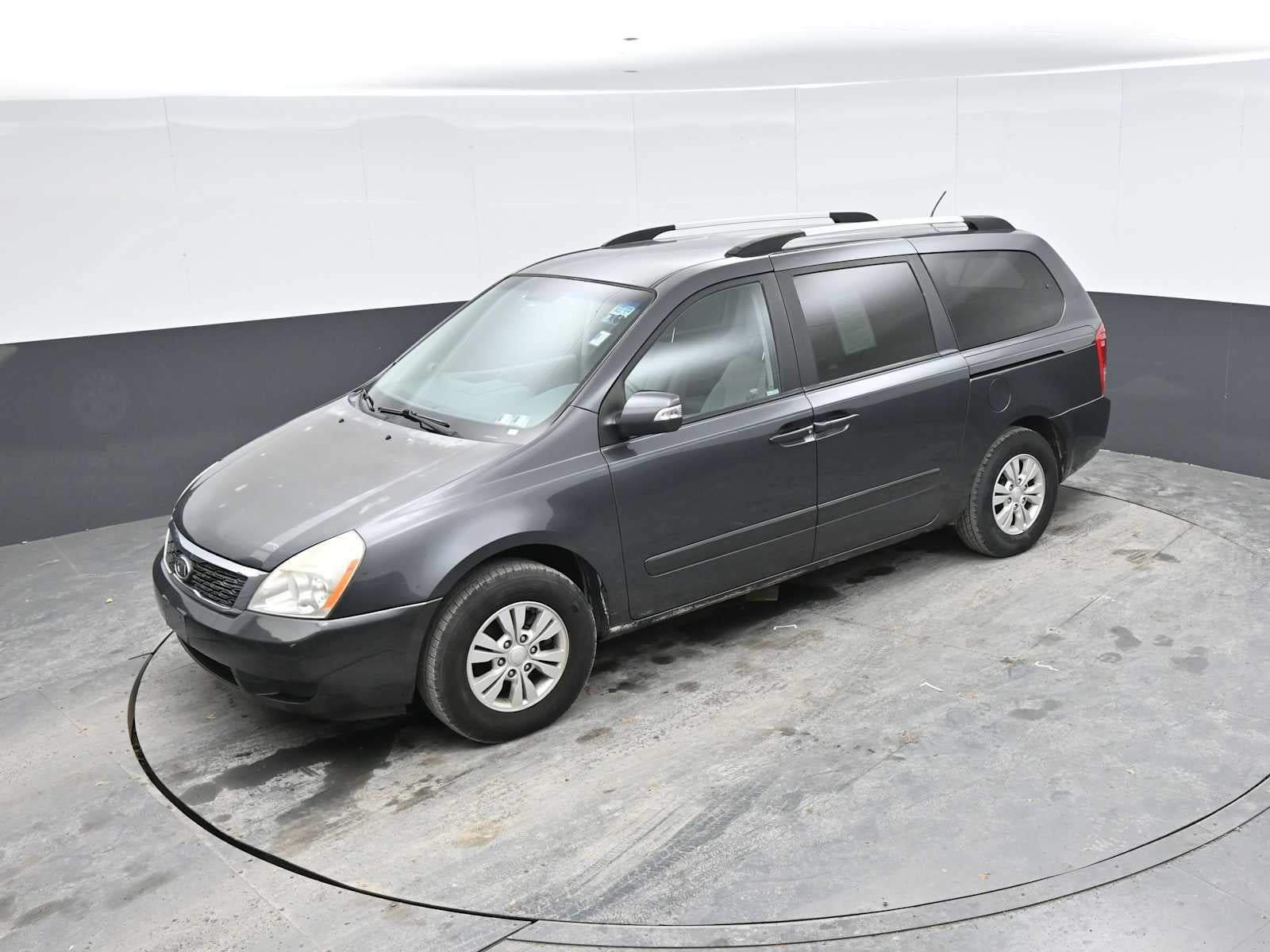 2012 Kia Sedona LX