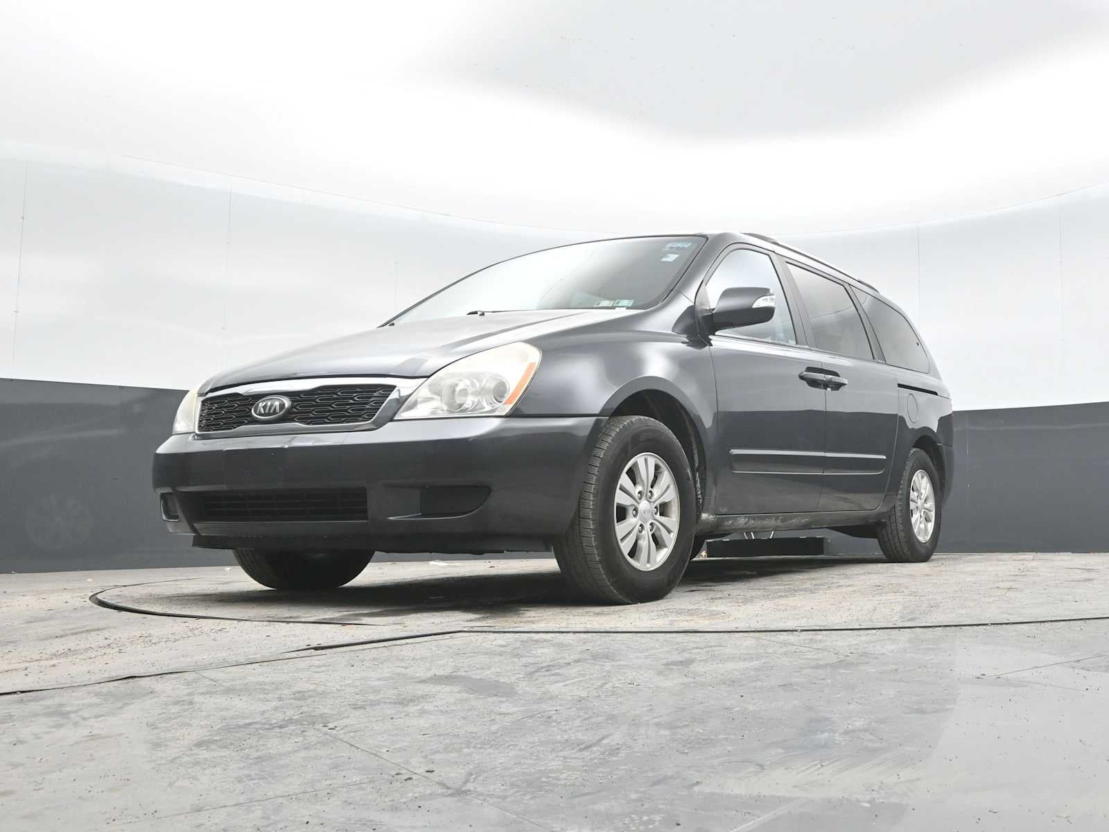 2012 Kia Sedona LX