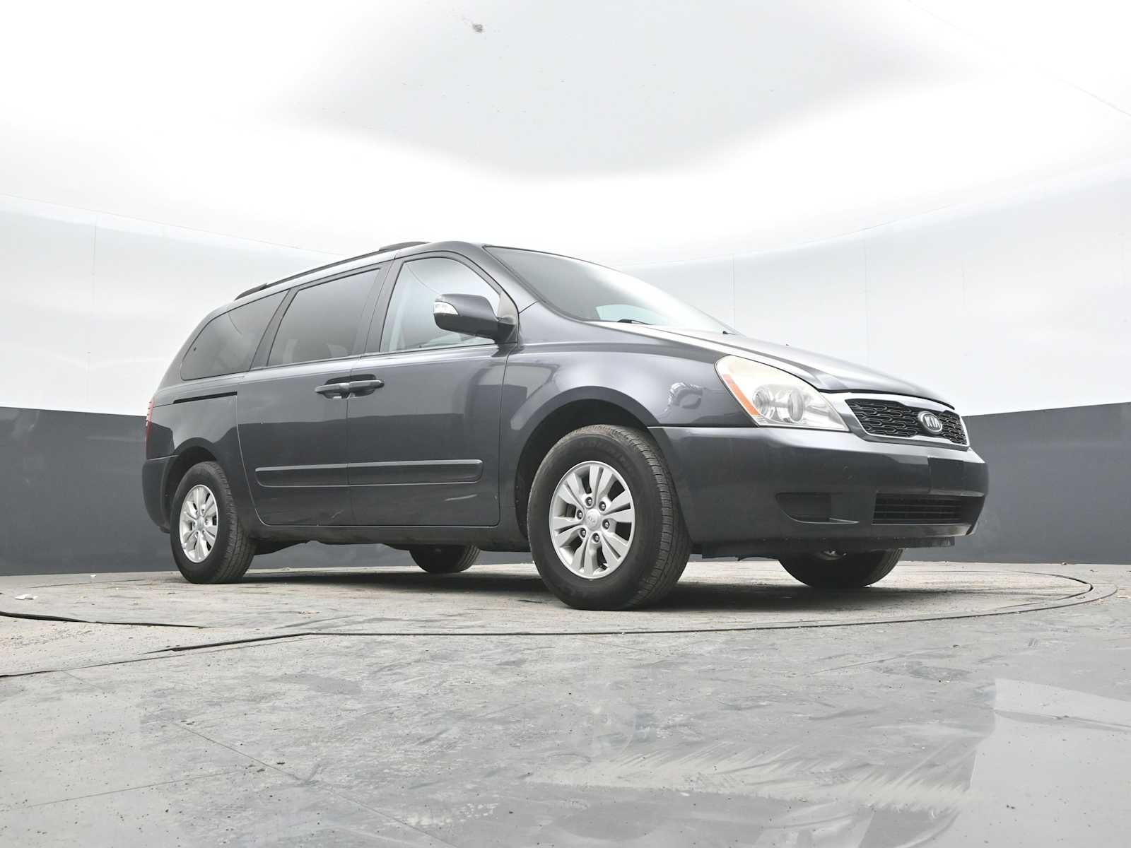 2012 Kia Sedona LX