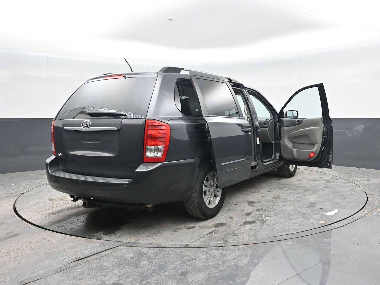 2012 Kia Sedona LX