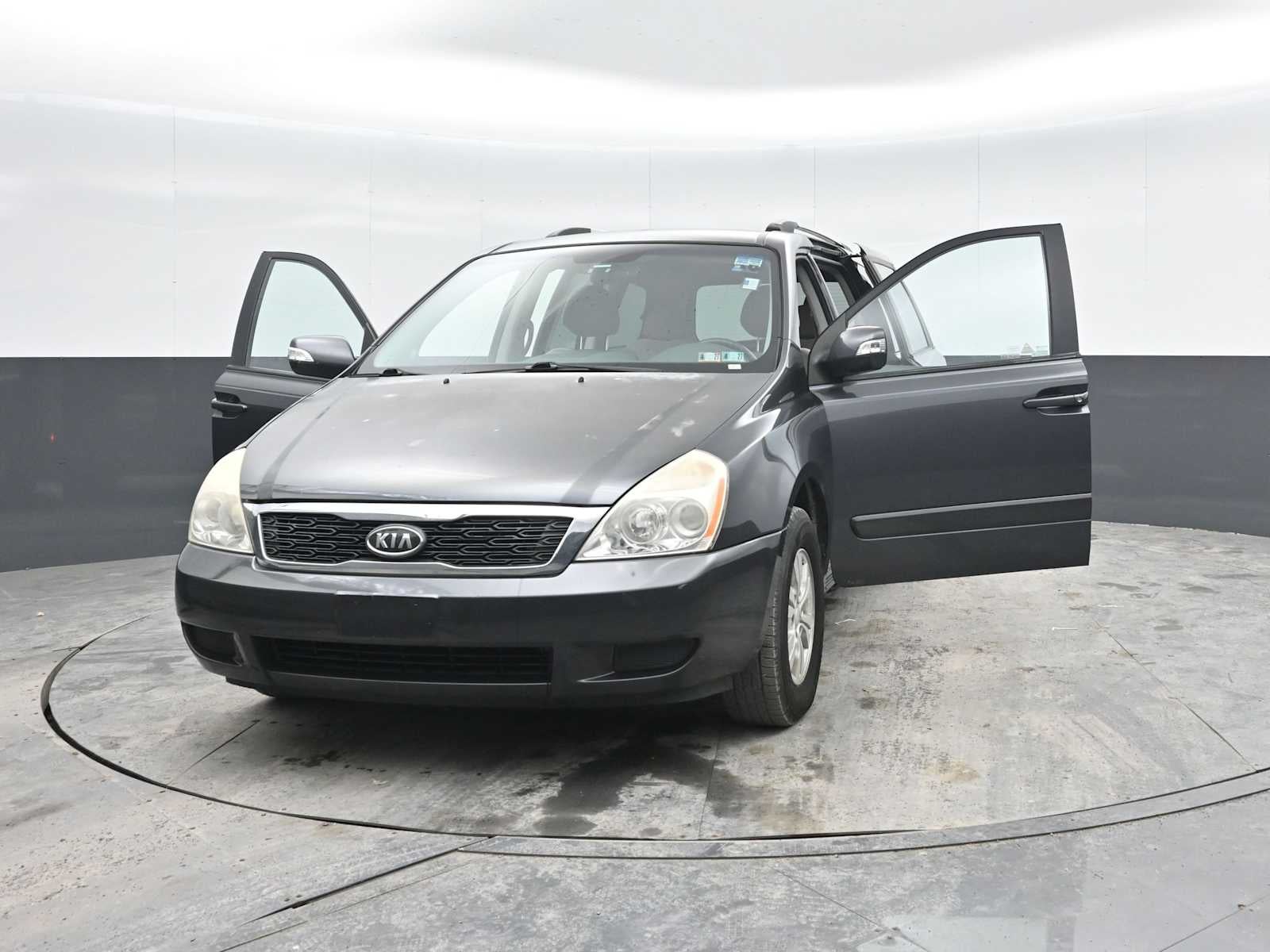 2012 Kia Sedona LX