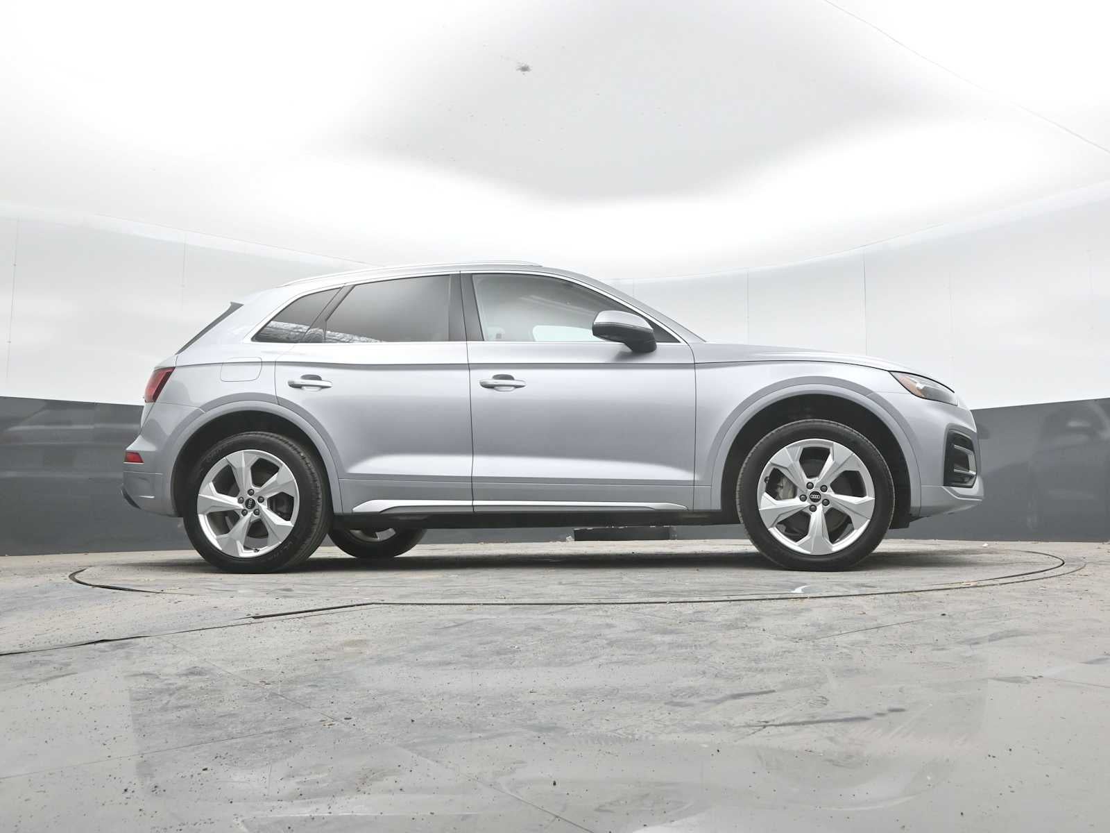 2021 Audi Q5 Premium Plus