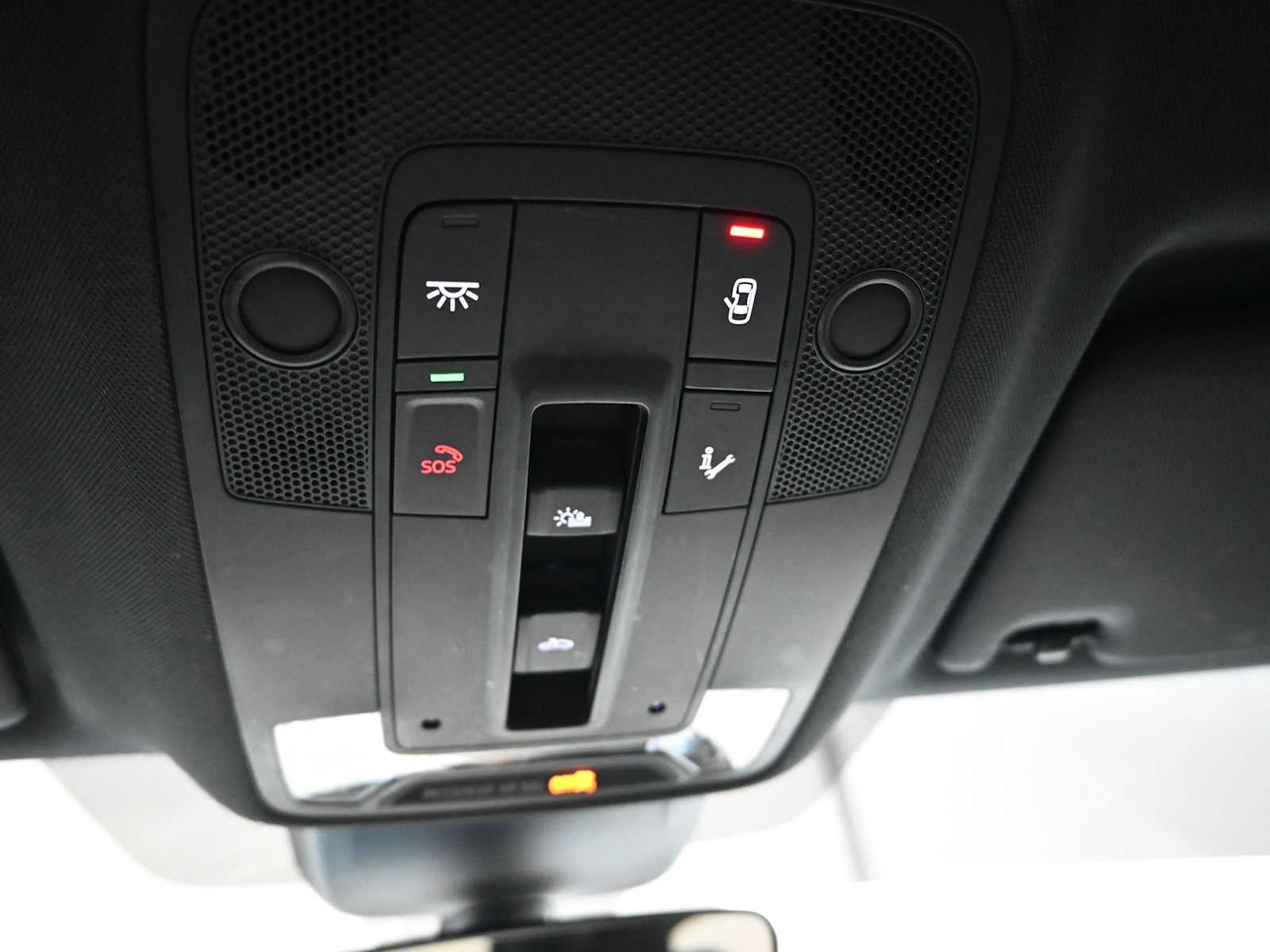 2022 Audi Q3 S line Premium