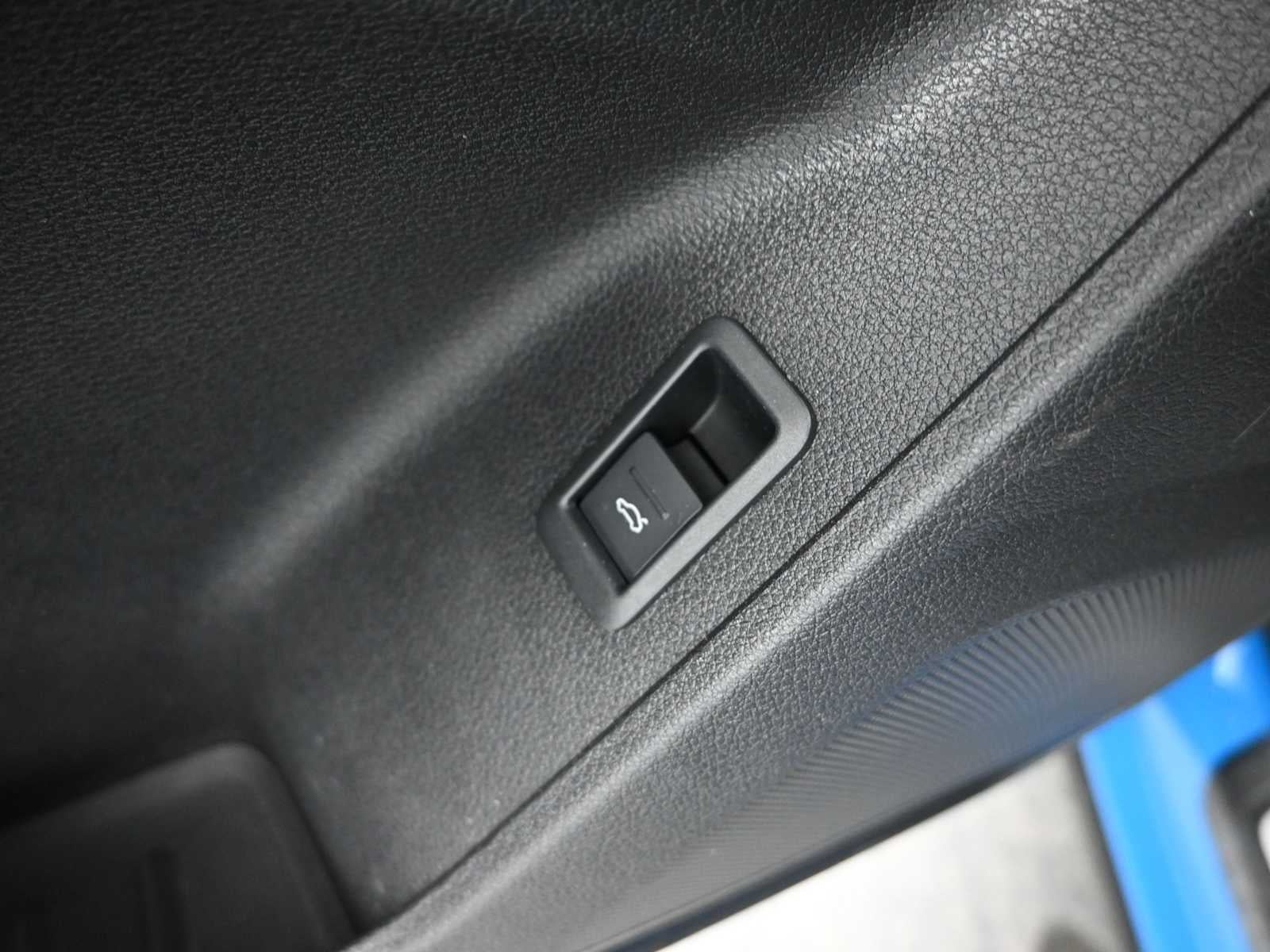 2022 Audi Q3 S line Premium