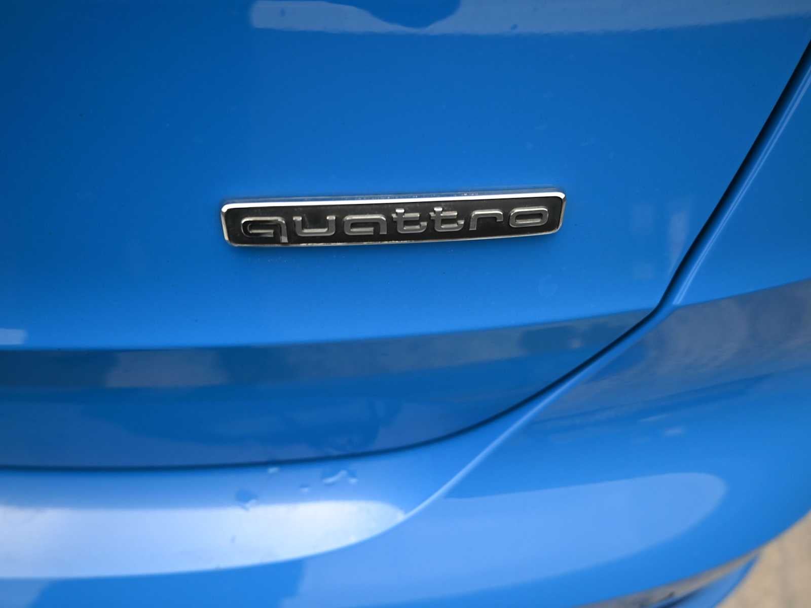 2022 Audi Q3 S line Premium