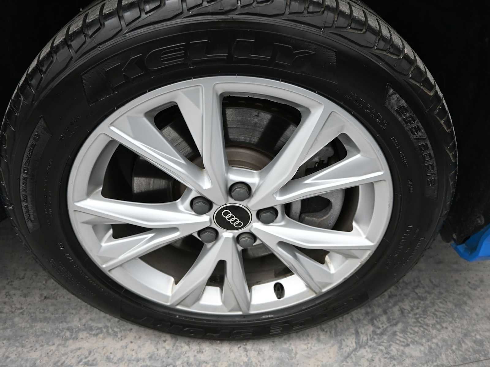 2022 Audi Q3 S line Premium