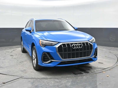 2022 Audi Q3 S line Premium